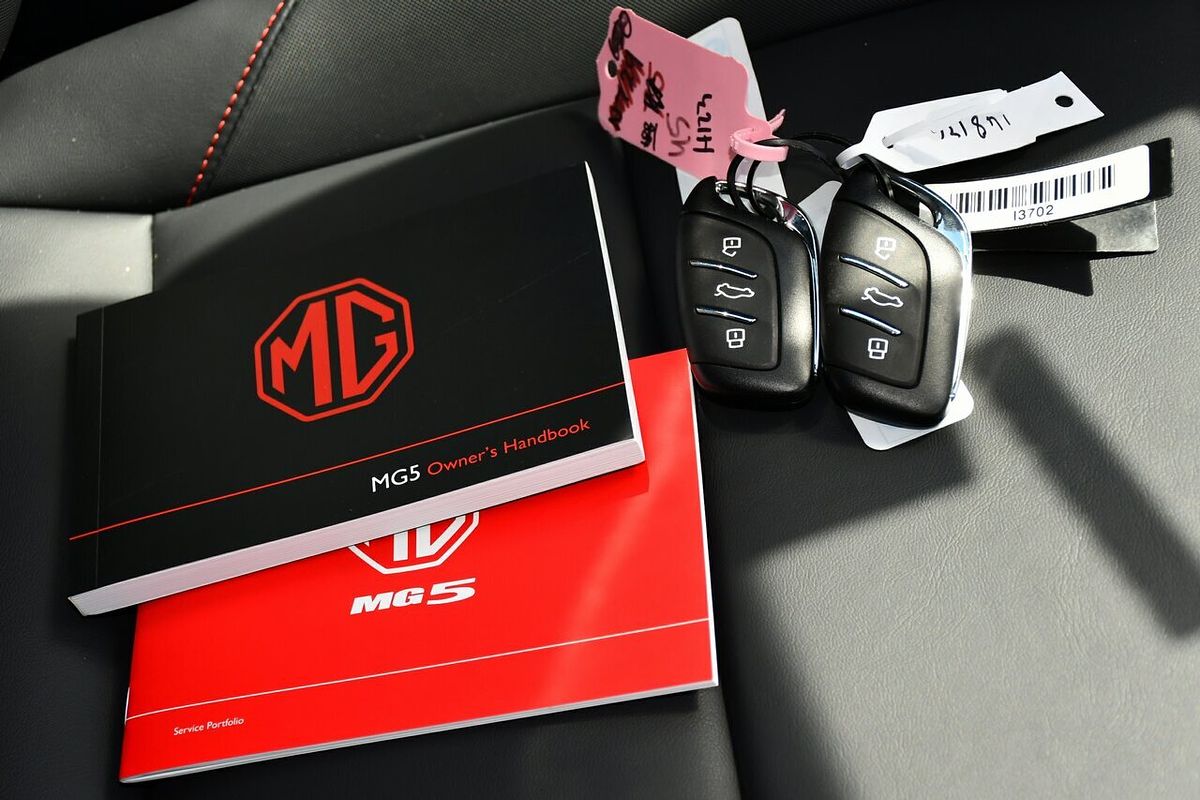 2024 MG MG5 Essence