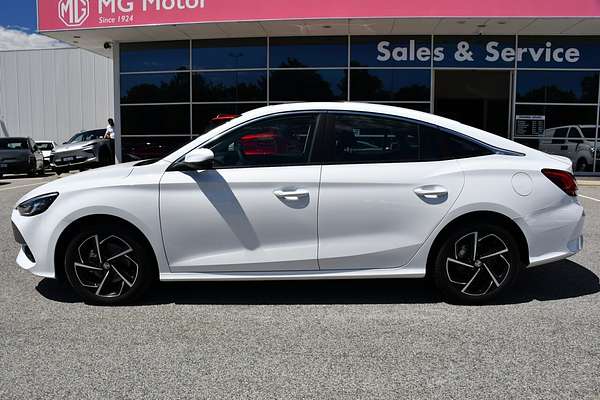 2024 MG MG5 Essence