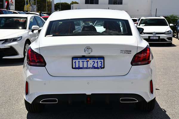 2024 MG MG5 Essence