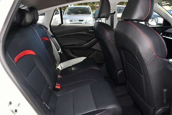 2024 MG MG5 Essence