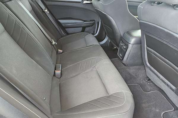 2021 Chrysler 300 SRT Core LX