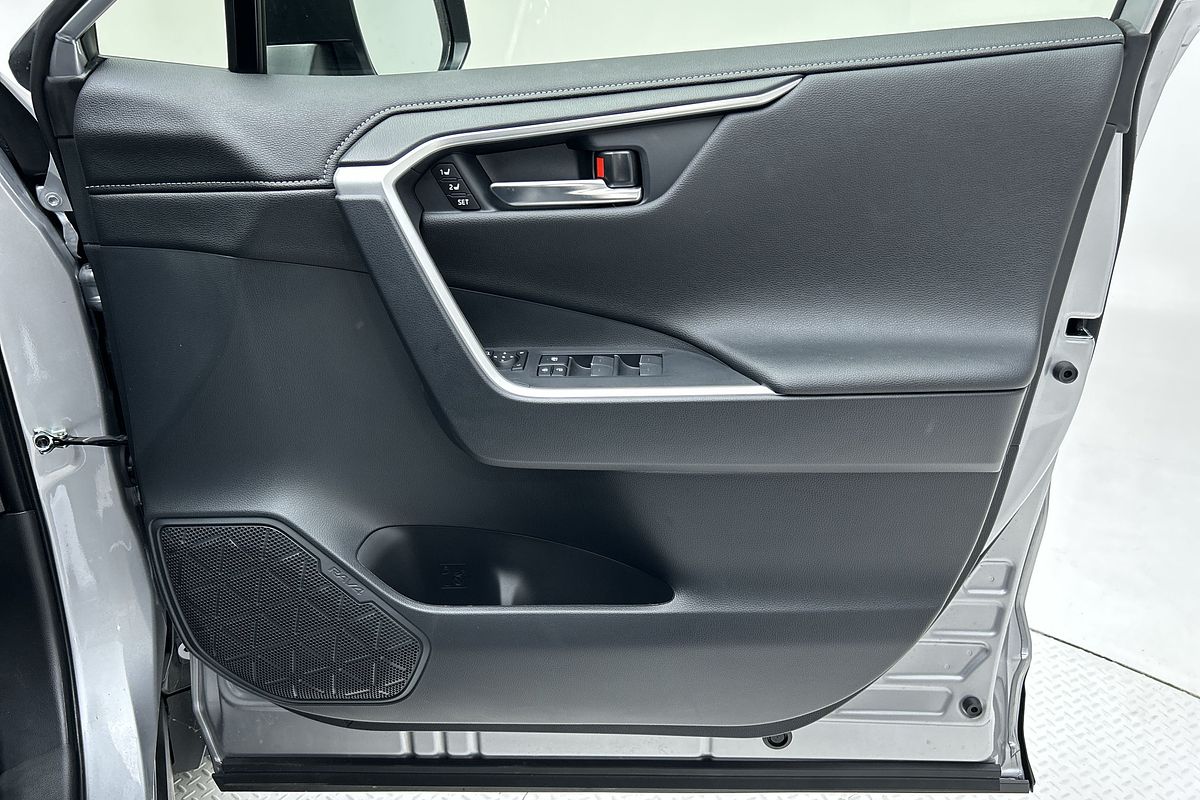 2024 Toyota RAV4 Cruiser AXAH52R