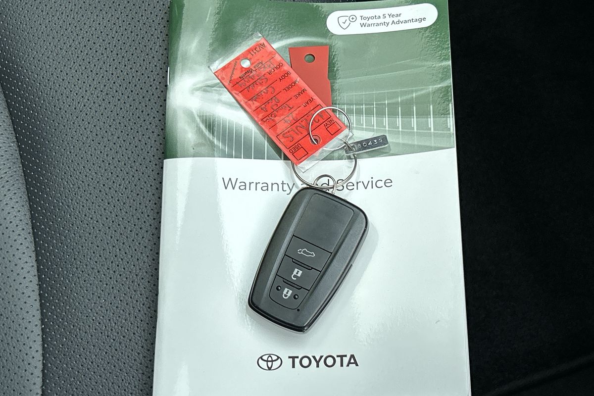 2024 Toyota RAV4 Cruiser AXAH52R