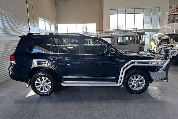 2017 Toyota Landcruiser Sahara VDJ200R