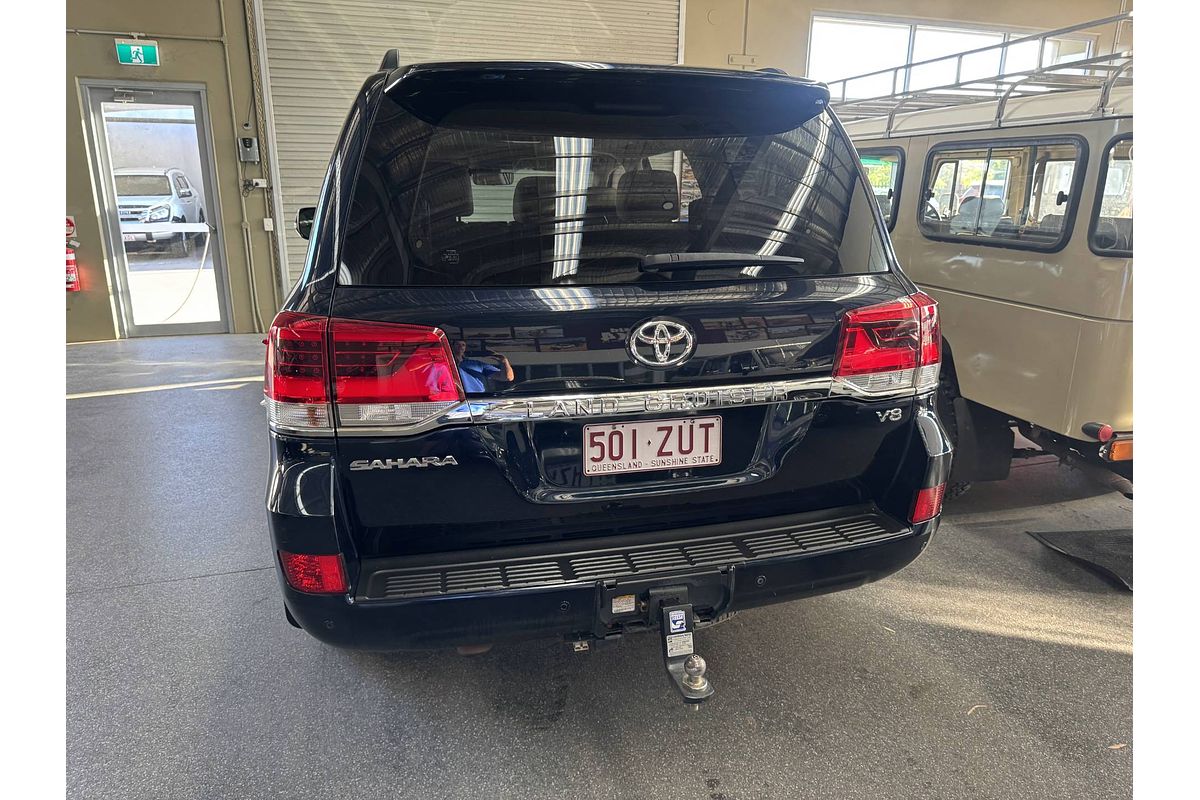 2017 Toyota Landcruiser Sahara VDJ200R