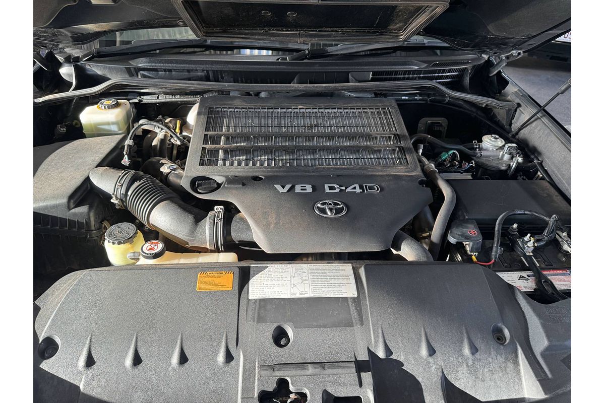 2017 Toyota Landcruiser Sahara VDJ200R