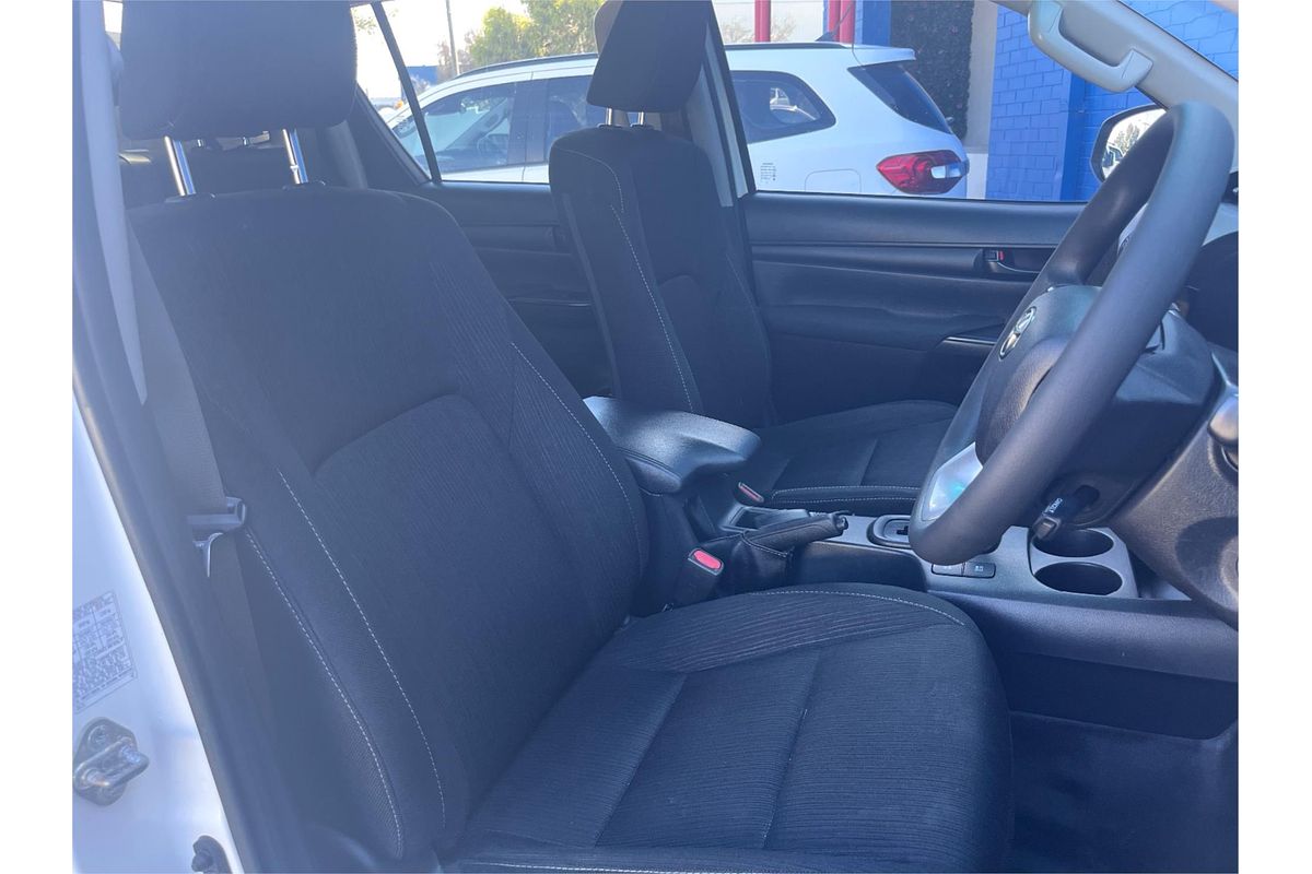 2020 Toyota Hilux SR GUN126R 4X4