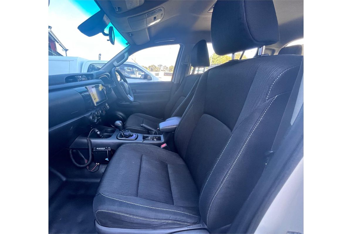 2020 Toyota Hilux SR GUN126R 4X4