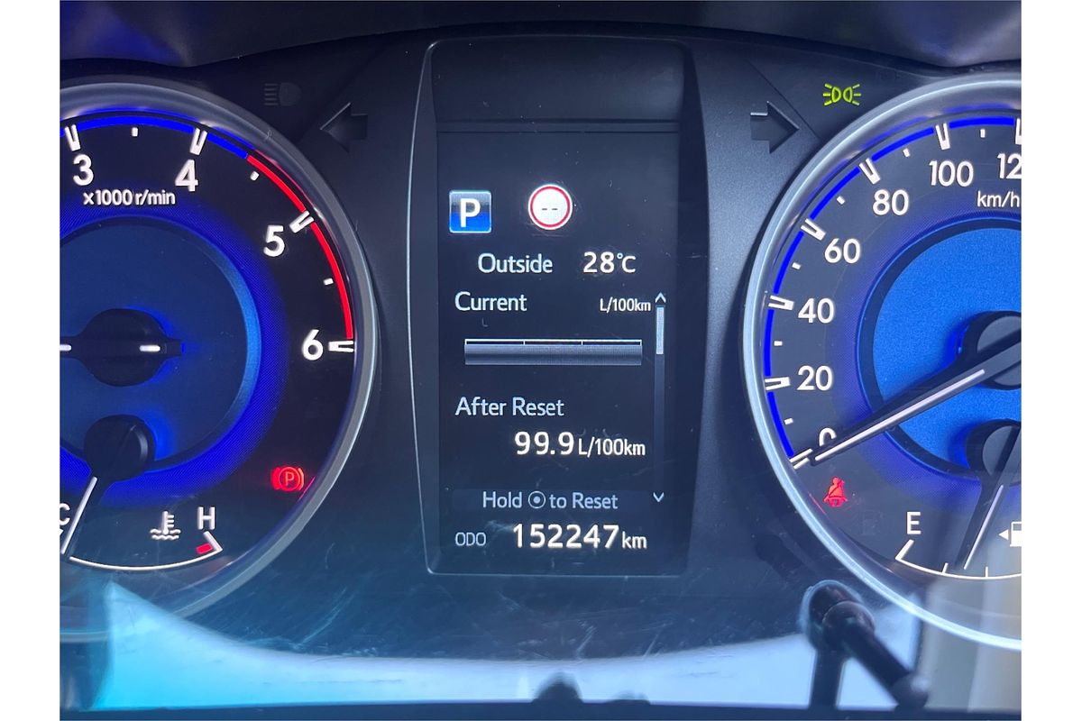 2020 Toyota Hilux SR GUN126R 4X4