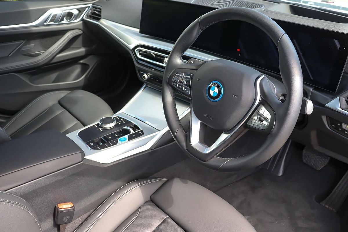 2024 BMW i4 eDrive35 G26