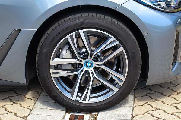 2024 BMW i4 eDrive35 G26
