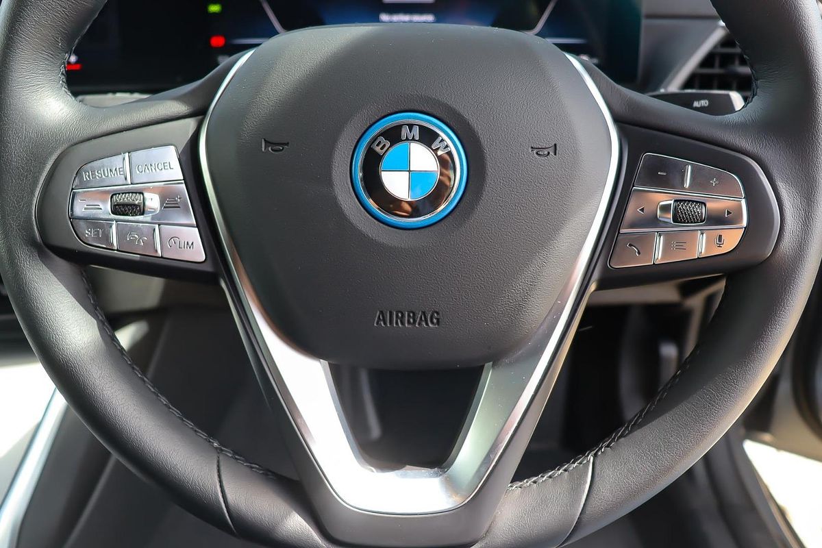 2024 BMW i4 eDrive35 G26