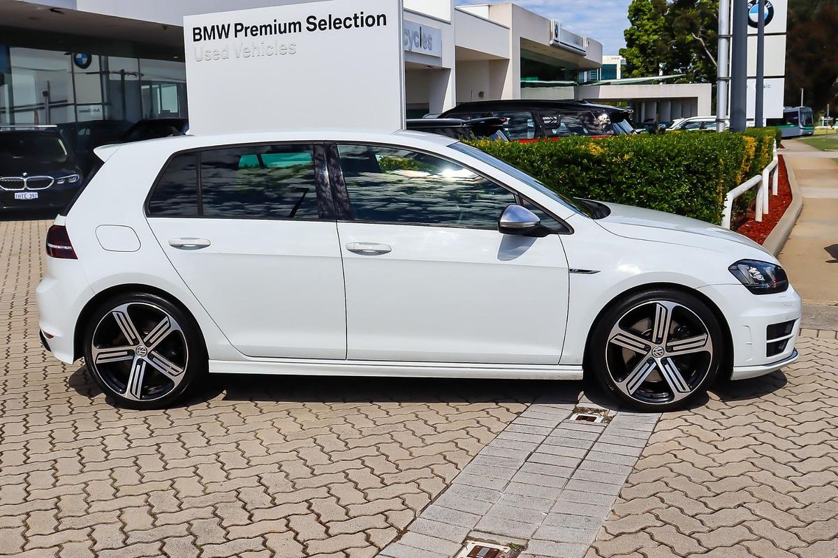 2016 Volkswagen Golf R 7