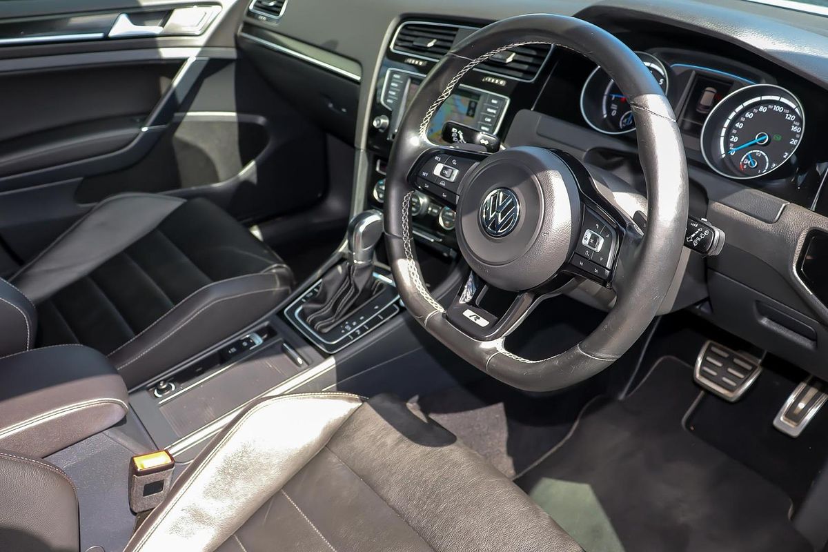 2016 Volkswagen Golf R 7