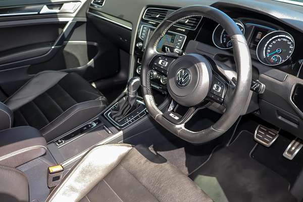 2016 Volkswagen Golf R 7