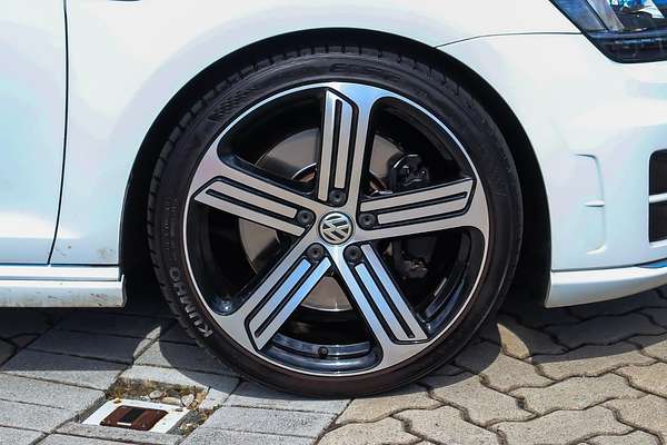 2016 Volkswagen Golf R 7