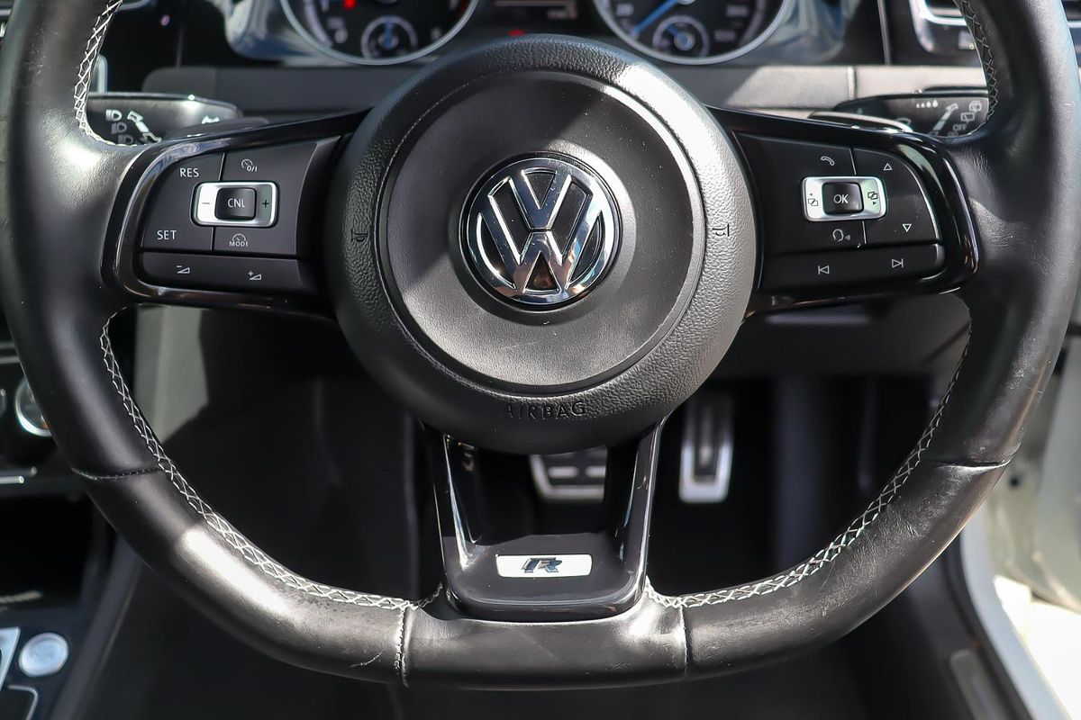 2016 Volkswagen Golf R 7