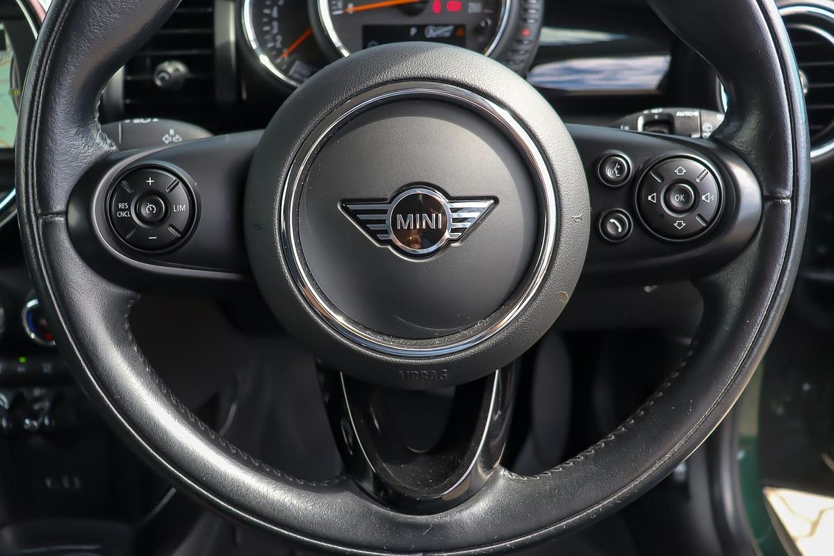 2017 MINI Hatch Cooper F56