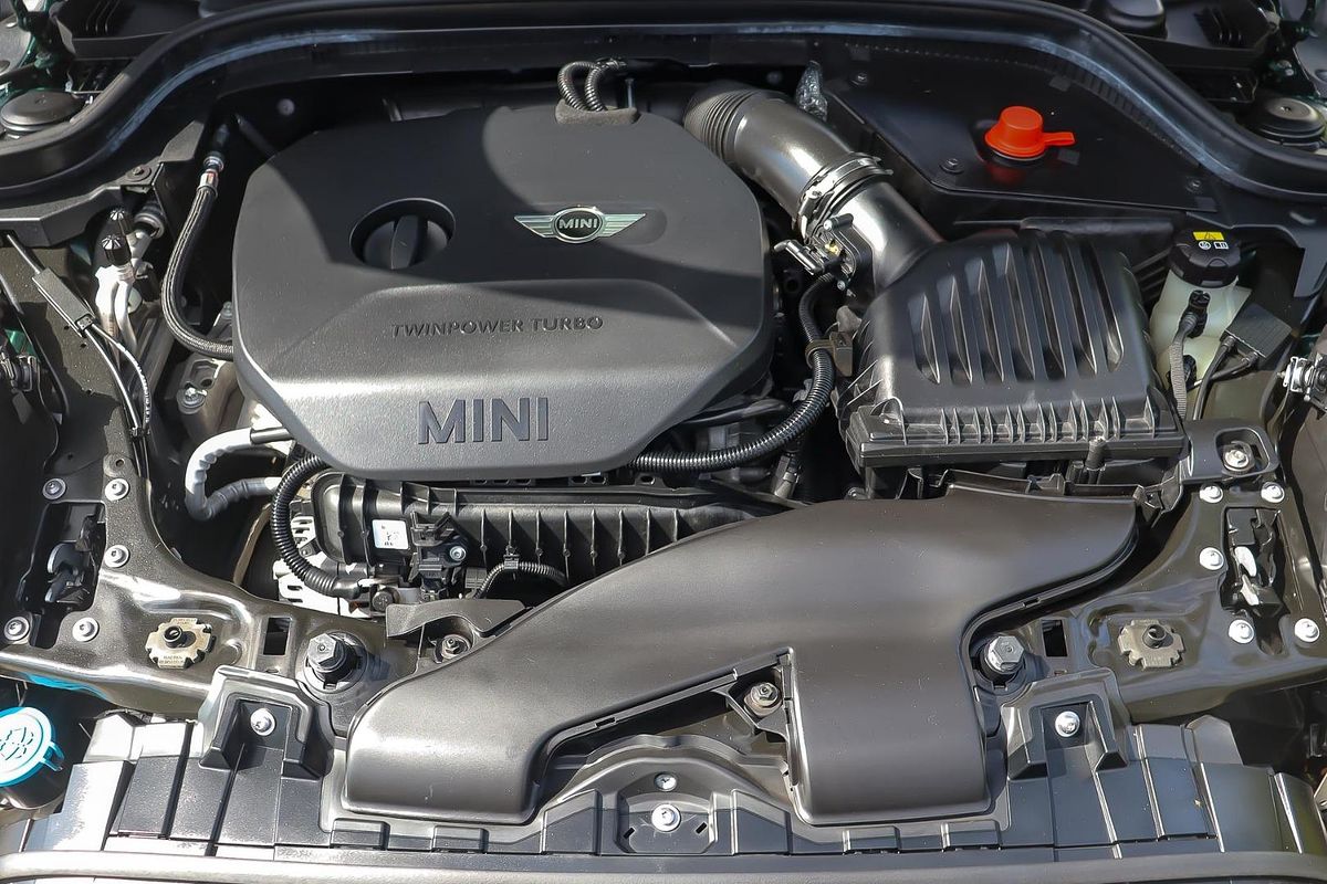 2017 MINI Hatch Cooper F56