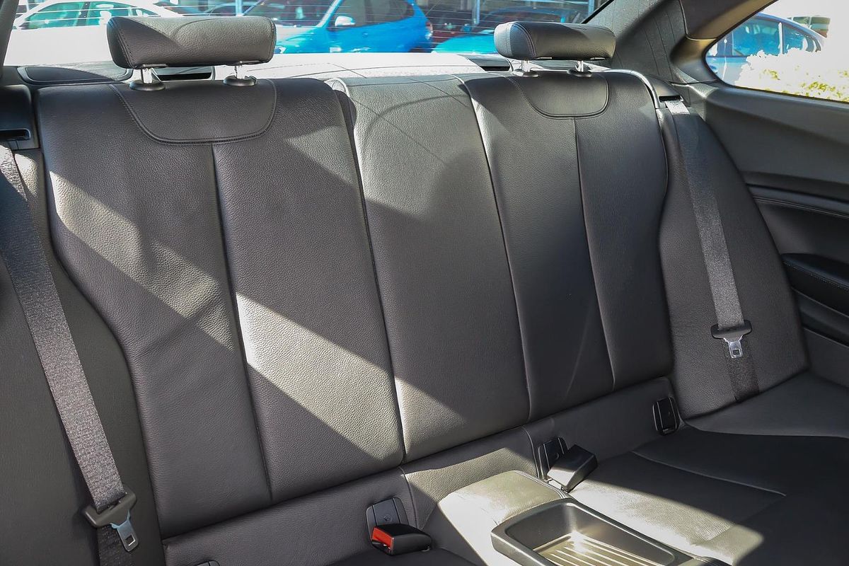 2014 BMW 2 Series 220d Sport Line F22