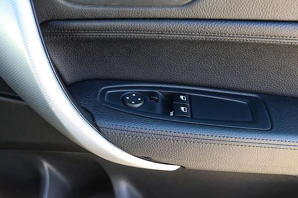 2014 BMW 2 Series 220d Sport Line F22