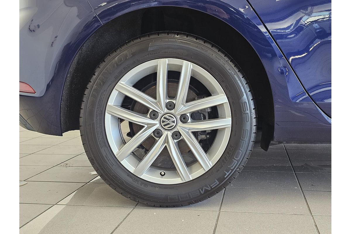 2017 Volkswagen Golf 110TSI 7.5