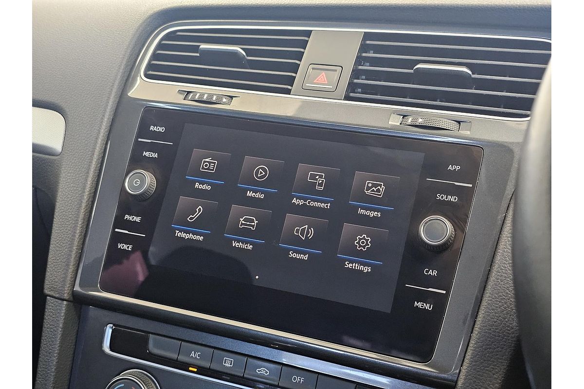 2017 Volkswagen Golf 110TSI 7.5