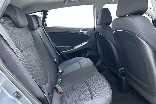 2017 Hyundai Accent Sport RB6