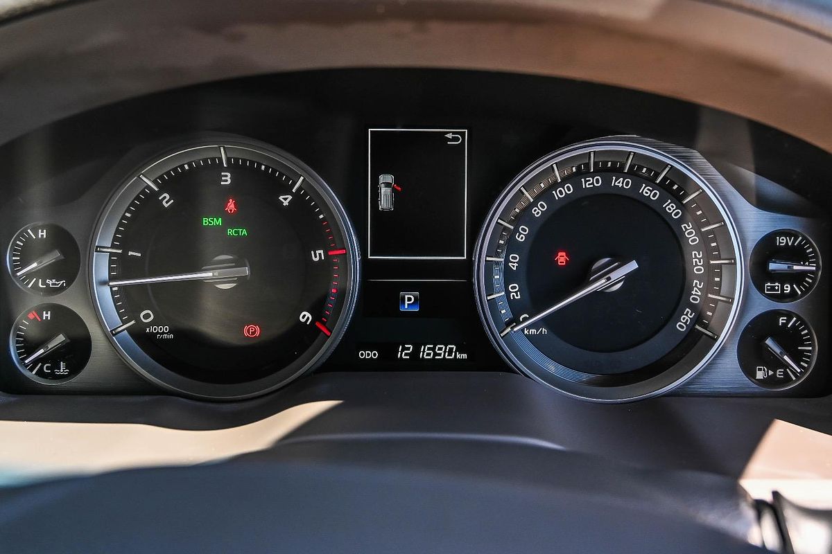 2016 Toyota Landcruiser Sahara VDJ200R