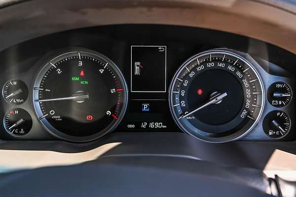 2016 Toyota Landcruiser Sahara VDJ200R