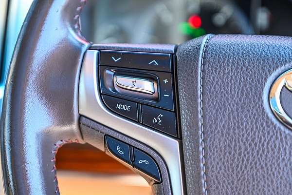 2016 Toyota Landcruiser Sahara VDJ200R