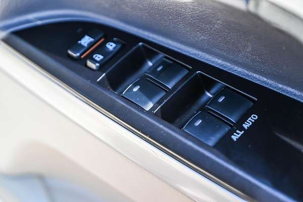 2016 Toyota Landcruiser Sahara VDJ200R