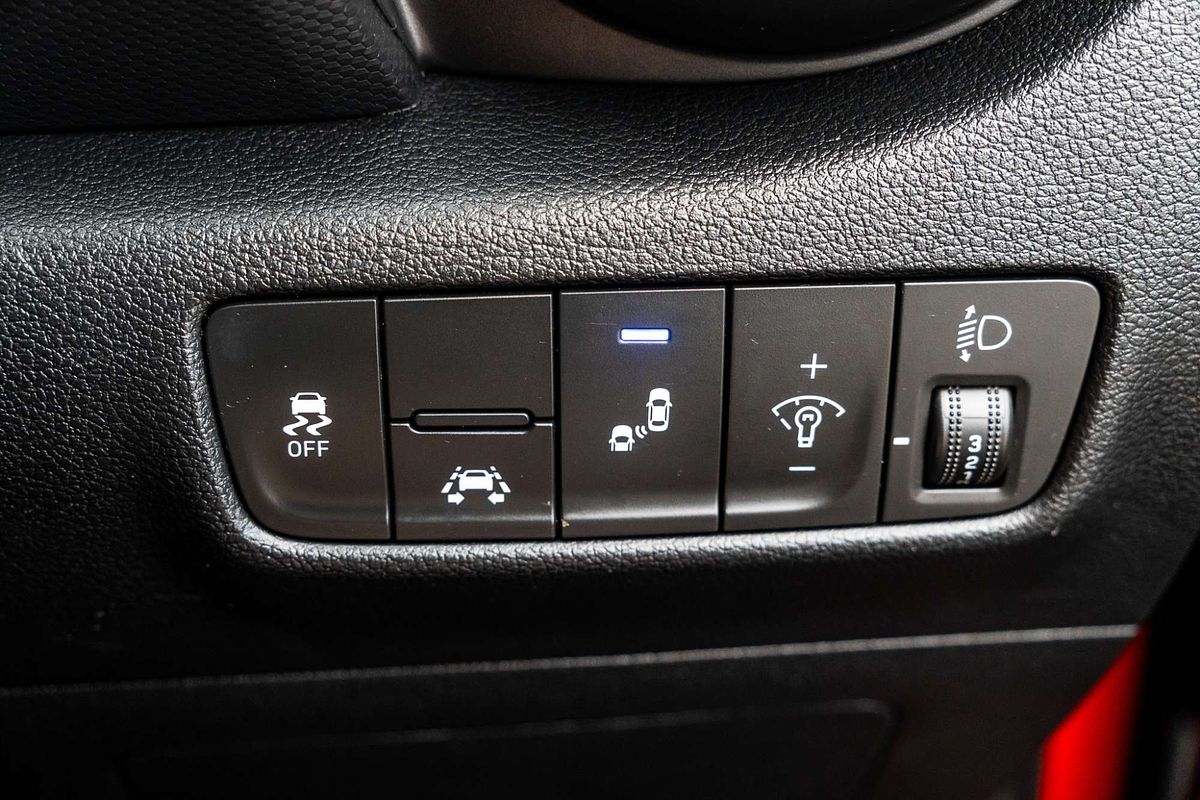 2017 Hyundai Kona Active OS