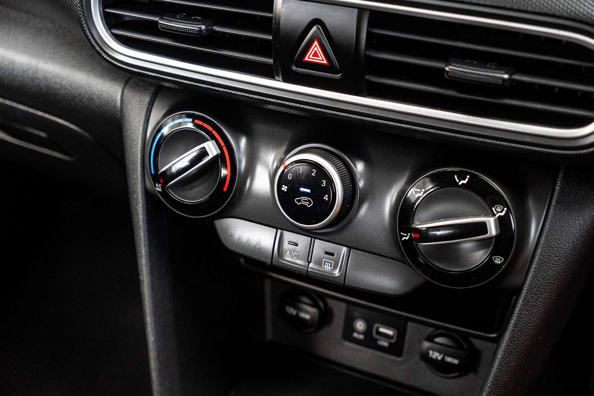 2017 Hyundai Kona Active OS