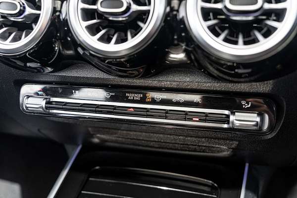 2022 Mercedes-Benz GLB-Class GLB200 X247