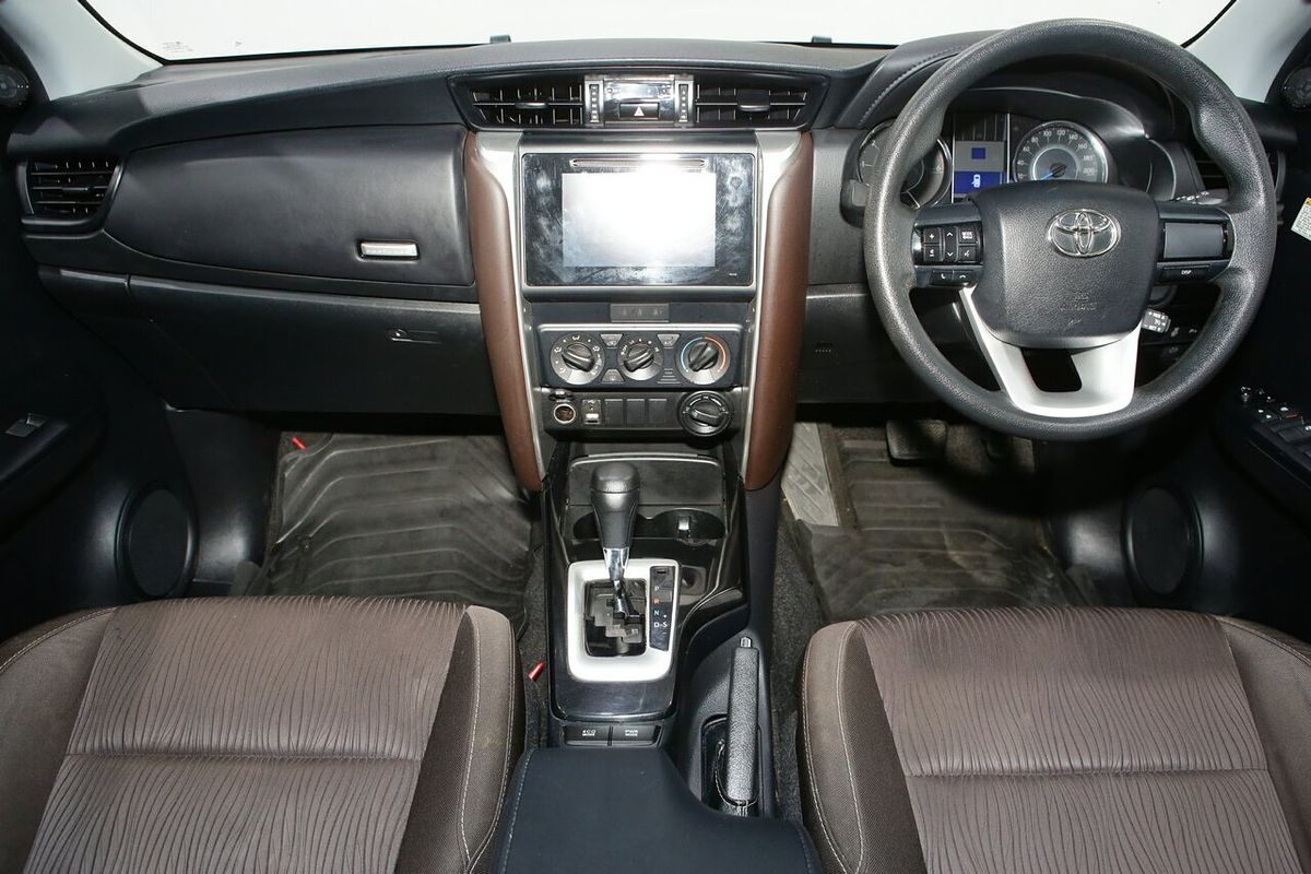 2018 Toyota Fortuner GX GUN156R