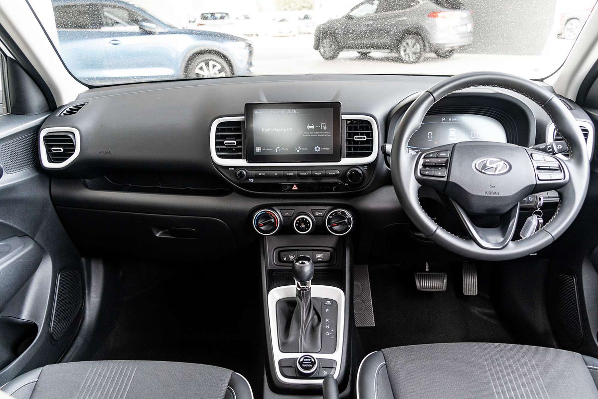 2024 Hyundai Venue Active QX.V5