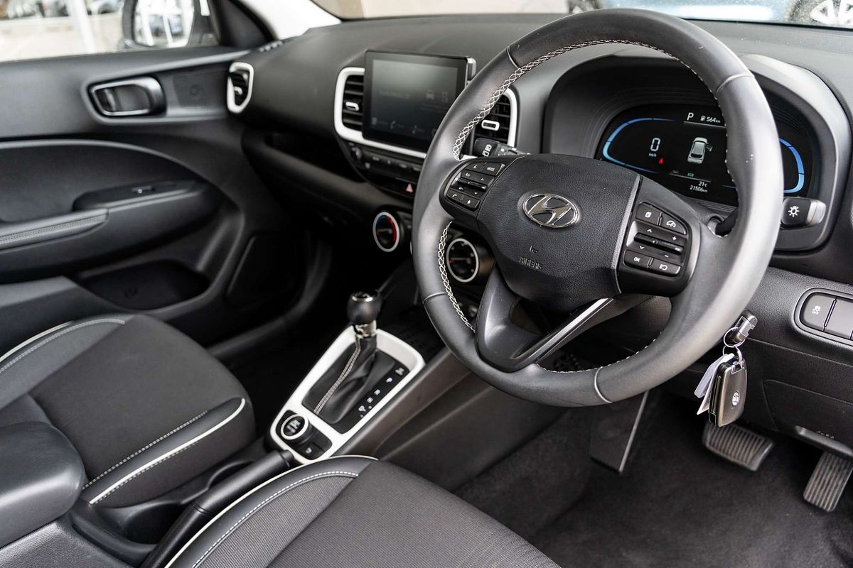 2024 Hyundai Venue Active QX.V5