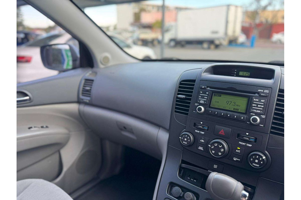 2009 Kia Grand Carnival EXE VQ