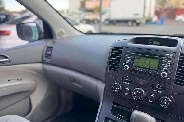 2009 Kia Grand Carnival EXE VQ