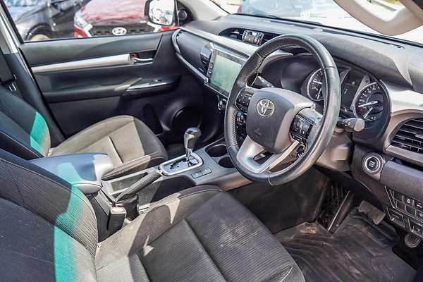 2022 Toyota Hilux SR5 GUN126R 4X4