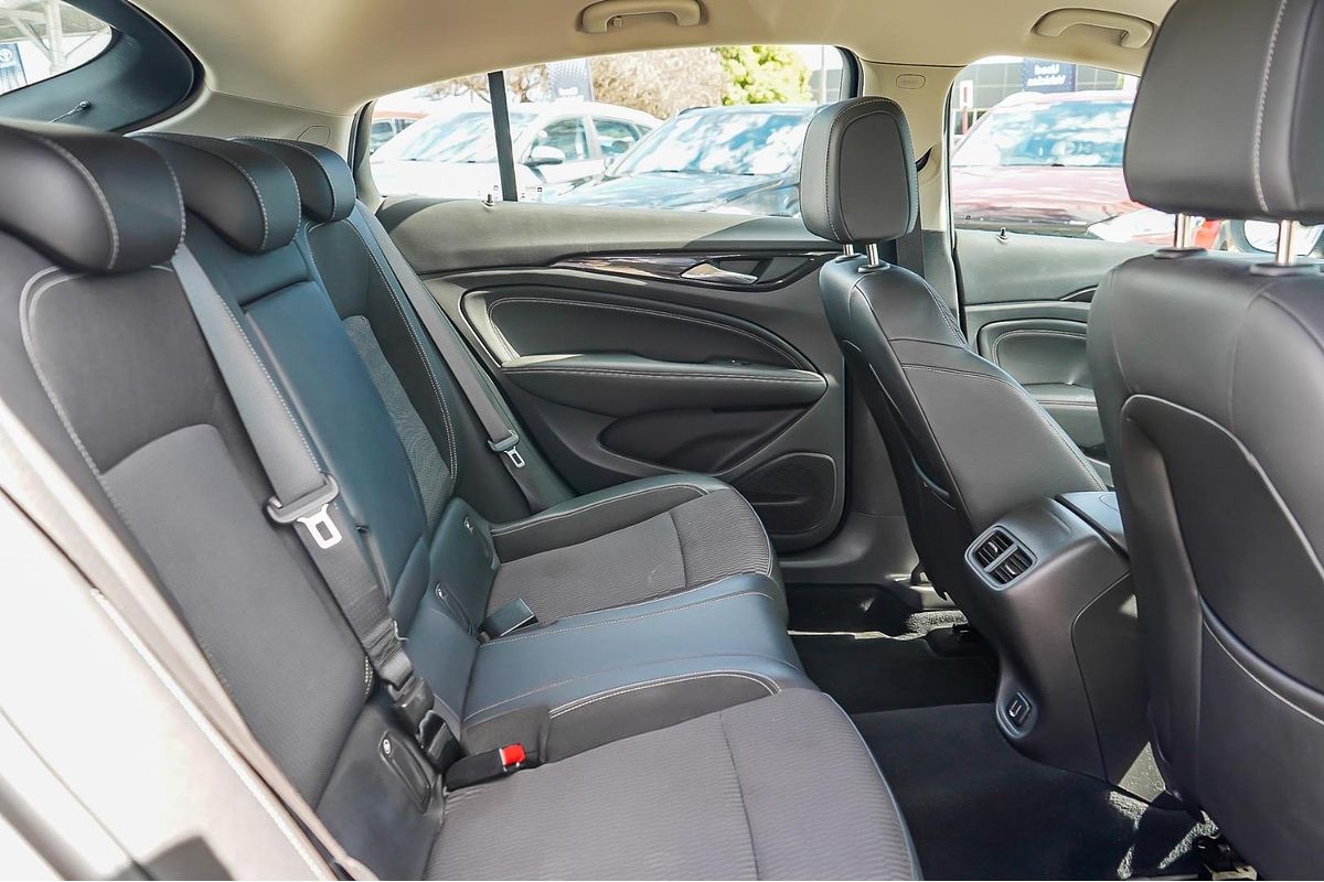 2018 Holden Commodore RS ZB