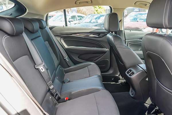 2018 Holden Commodore RS ZB