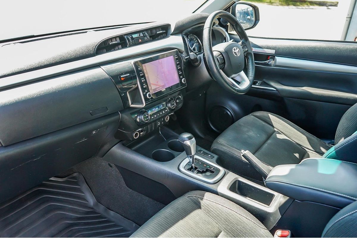 2022 Toyota Hilux SR5 GUN126R 4X4