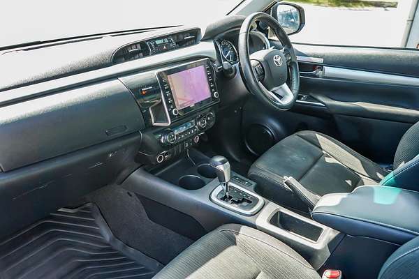 2022 Toyota Hilux SR5 GUN126R 4X4
