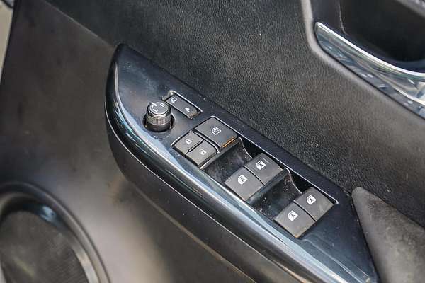 2022 Toyota Hilux SR5 GUN126R 4X4