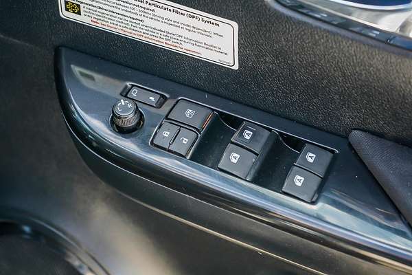 2020 Toyota Hilux SR5 GUN126R 4X4