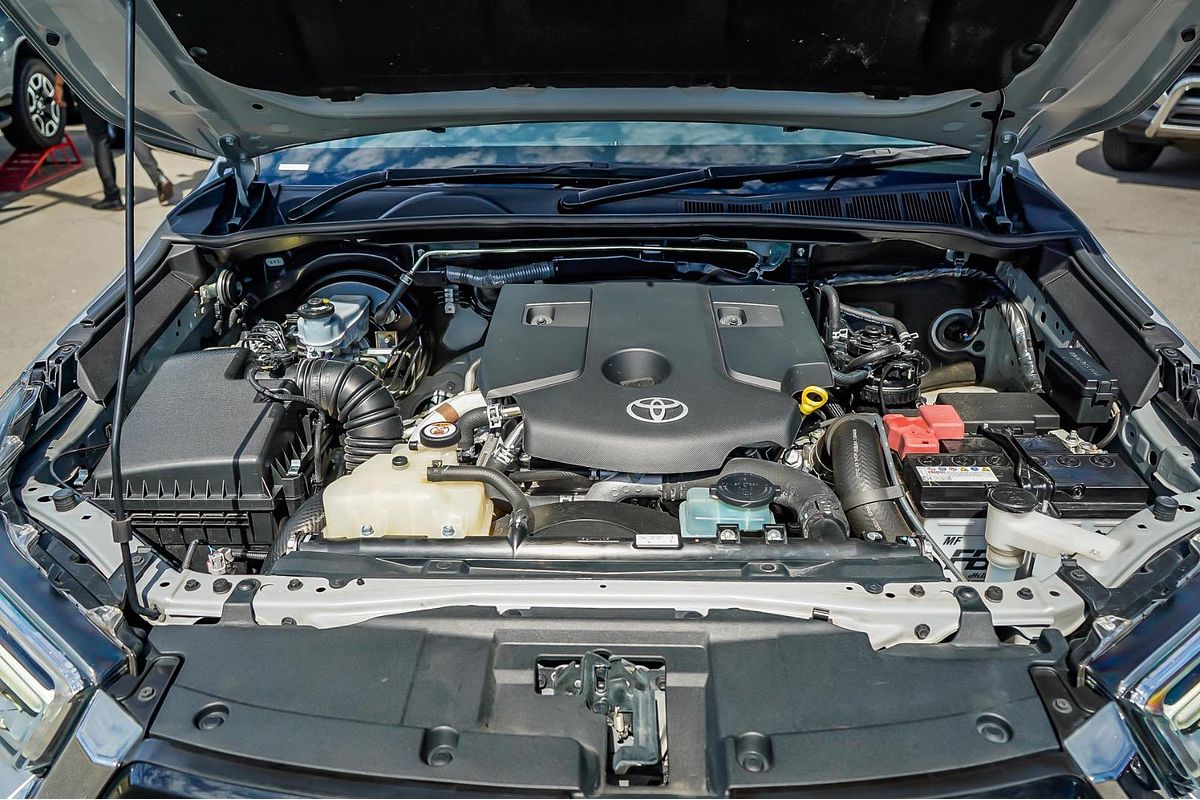 2022 Toyota Hilux SR5 GUN126R 4X4