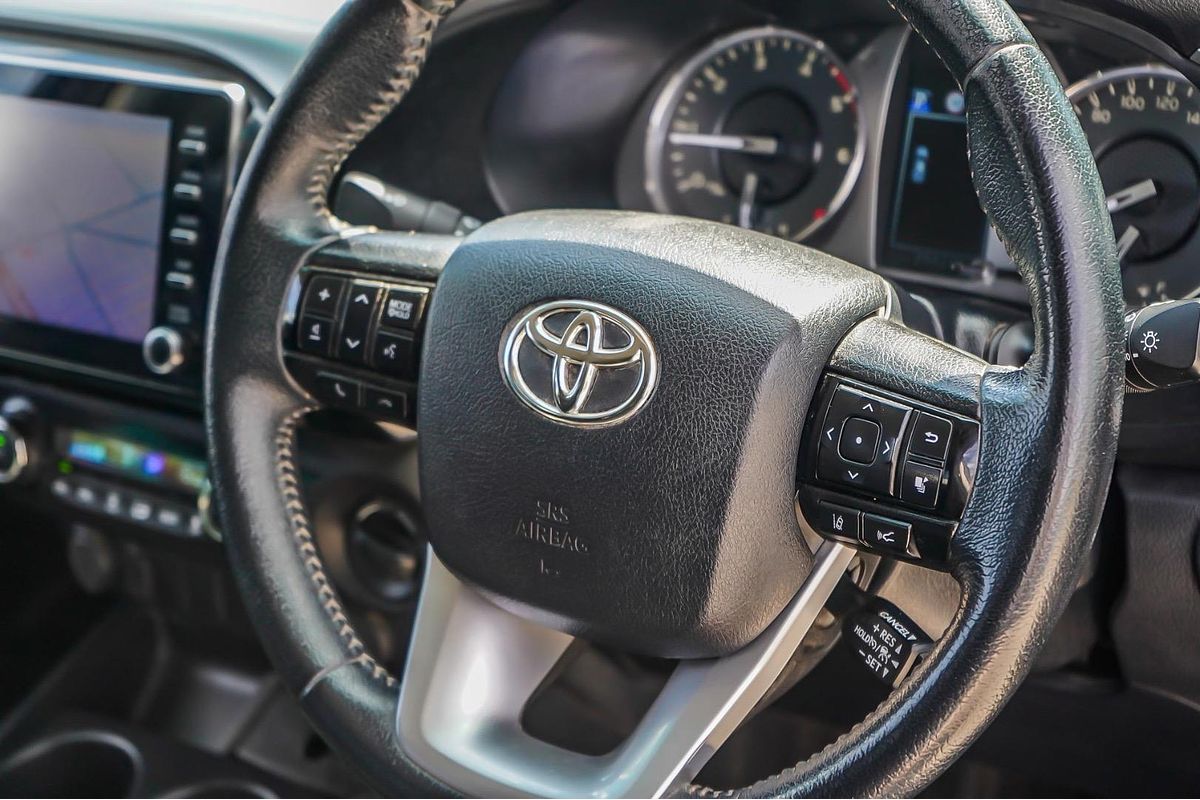 2020 Toyota Hilux SR5 GUN126R 4X4