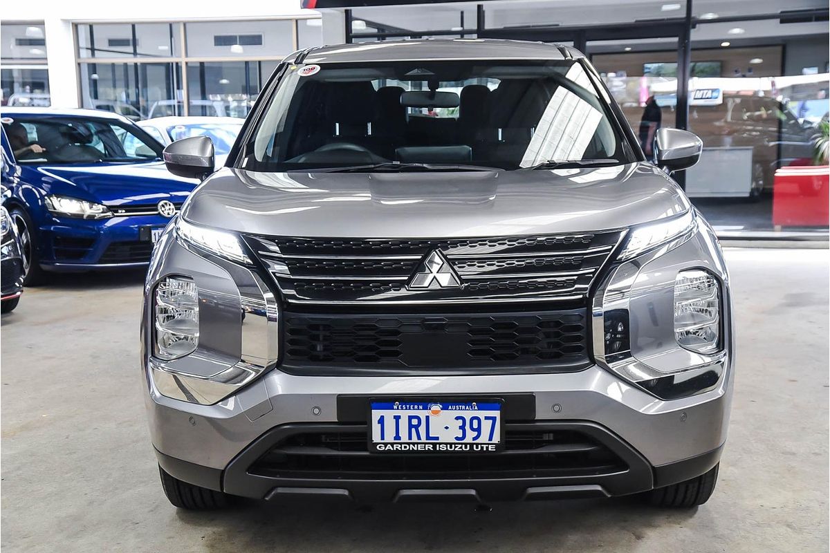 2022 Mitsubishi Outlander ES ZM